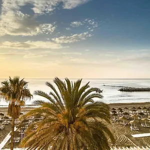 https://stella-maris-fuengirola-29640.1costadelsol.com